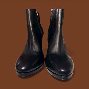 ANTONIO MELANI Sleek Black Ankle Boots